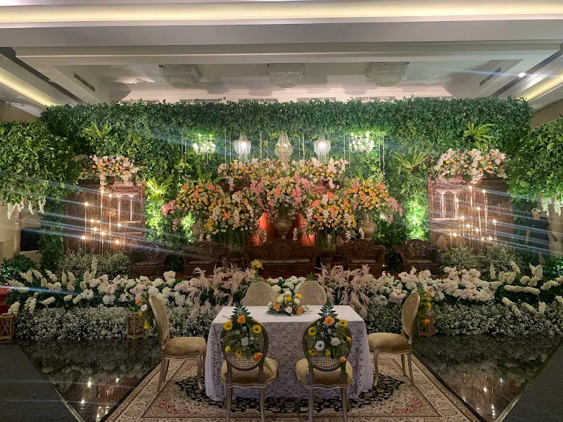 Ratu Decoration