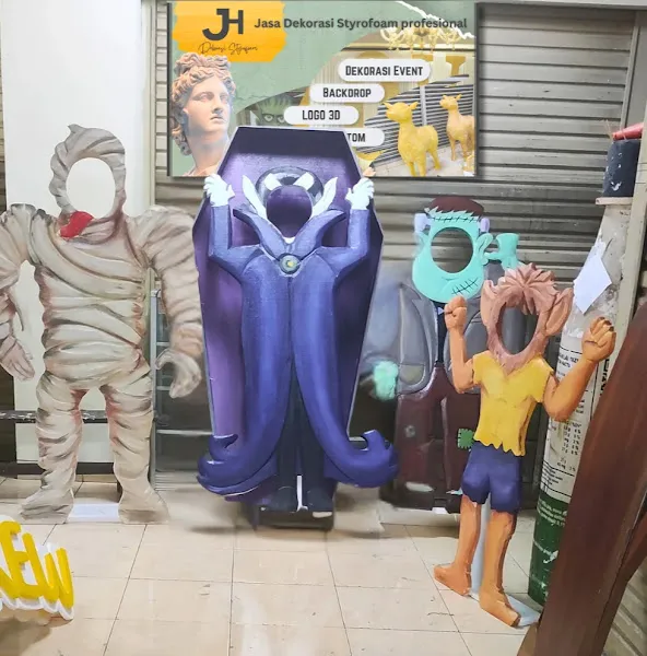 Styrofoam Dekorasi Custom Huruf Timbul Logo Karakter Simbolis UlangTahun Event Acara Patung 3D Ruangan Natal Ramadhan