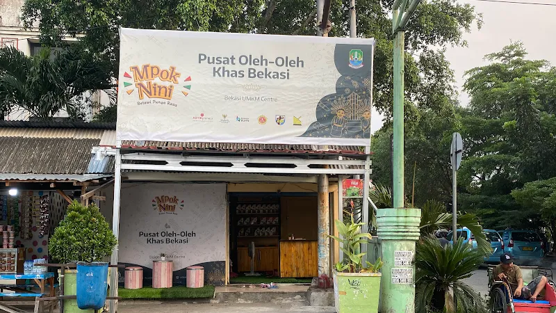 Mpok Nini | Pusat Oleh-oleh Khas Betawi ( Oleh-oleh Khas Bekasi / Oleh oleh Khas Jakarta )