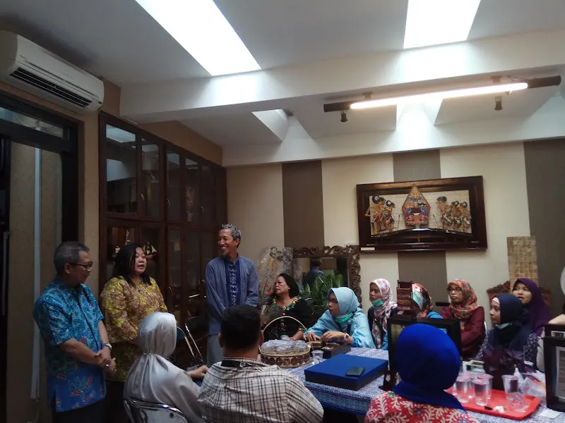Souvenir Khas Indonesia - AstaKriya