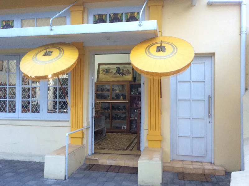 Souvenir Shop 39