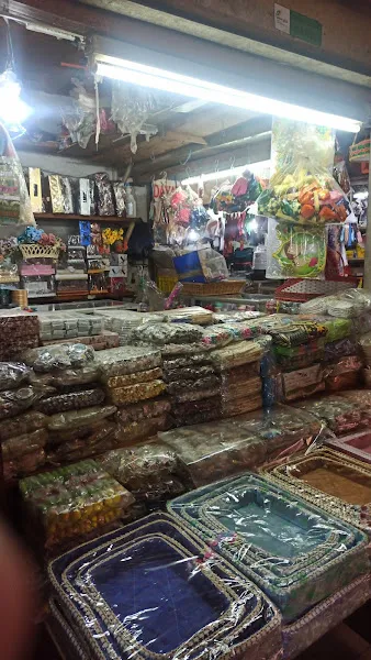 Toko Souvenir Cahaya Mulia Blok A LOO 014