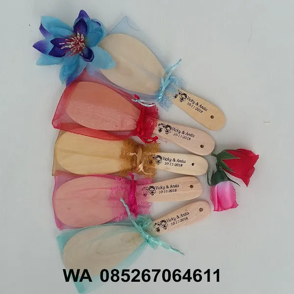 Toko Souvenir Pernikahan