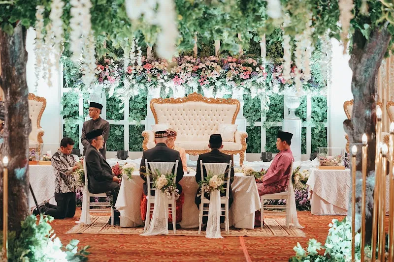 Diamond Wedding Service