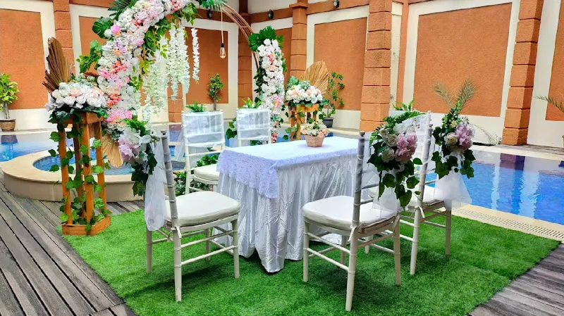 Zamra House